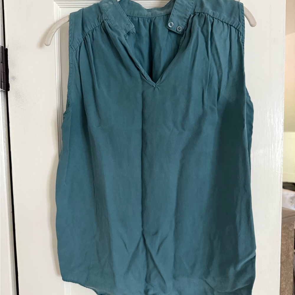 Anthropologie Cloth and Stone Sleeveless Blouse